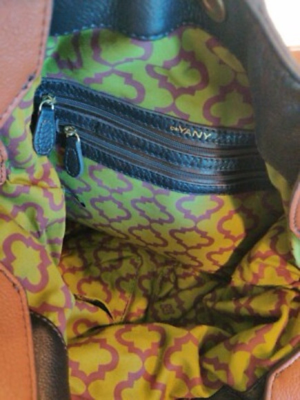 VINTAGE *RARE* orYANY Sydney leather bag, designed as a convertible hobo style - Picture 8 of 17
